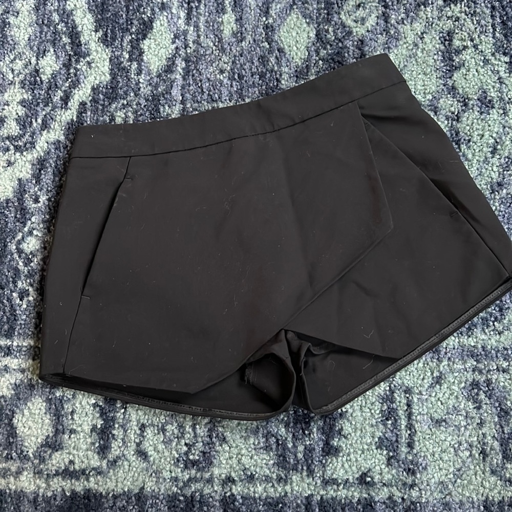 Express Dress Shorts: Geometric